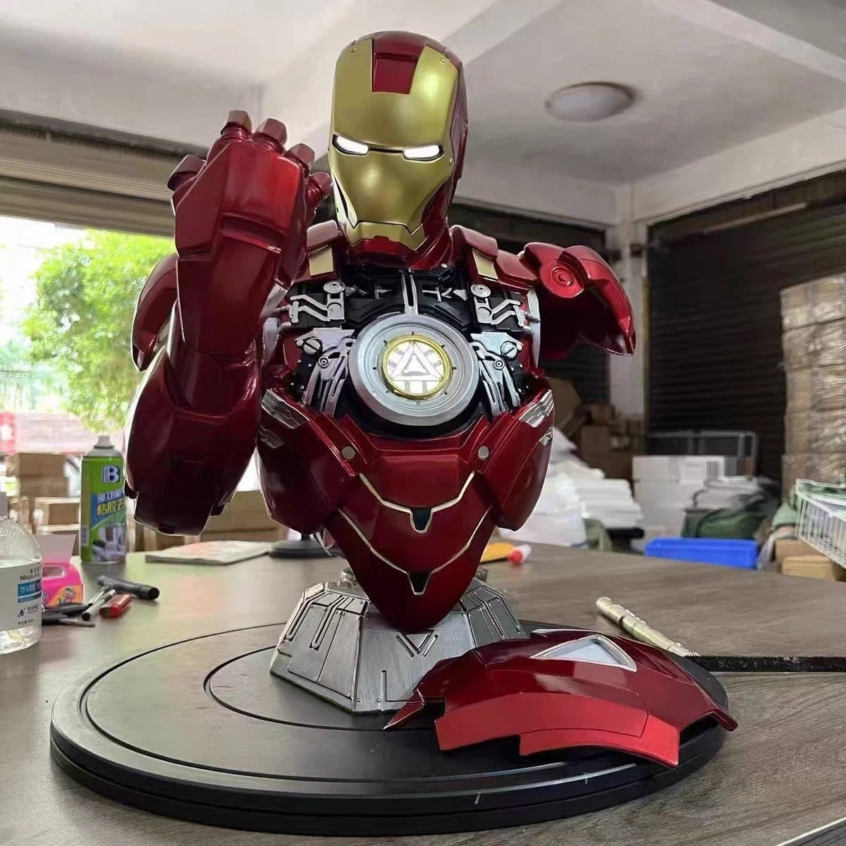 Buste IRON MAN MK6 authentique, buste figurine  Mk6 de 40cm,