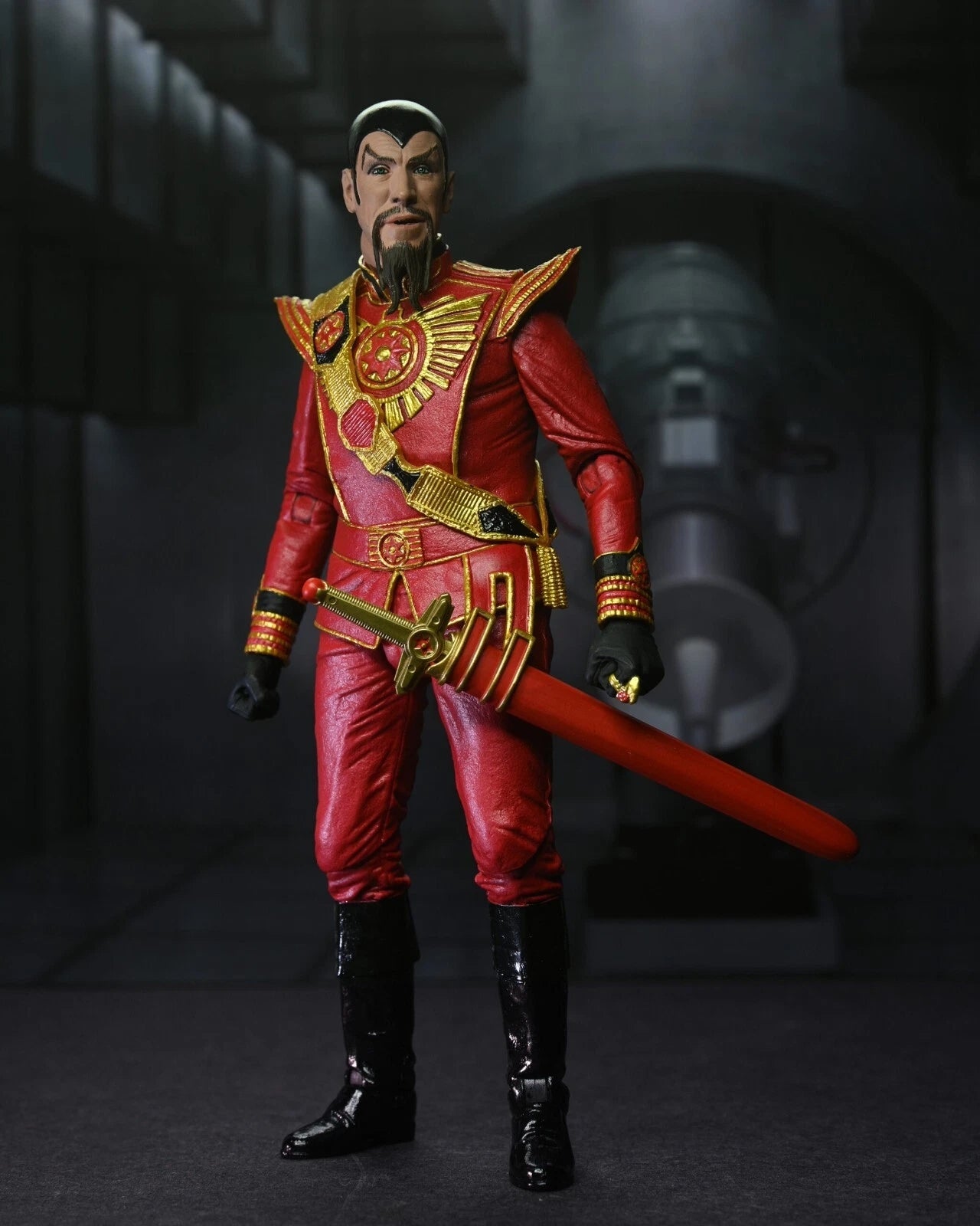 MING - Tenue Militaire rouge -  Figurine NECA Ultimate - 18cm (Final Battle) Collectible