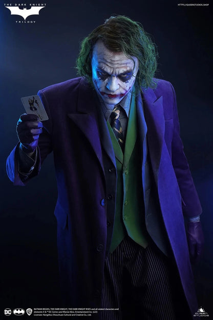 THE JOKER (HEATH LEDGER) - TAILLE RÉELLE 1/1 - 191cm - Queen Studios